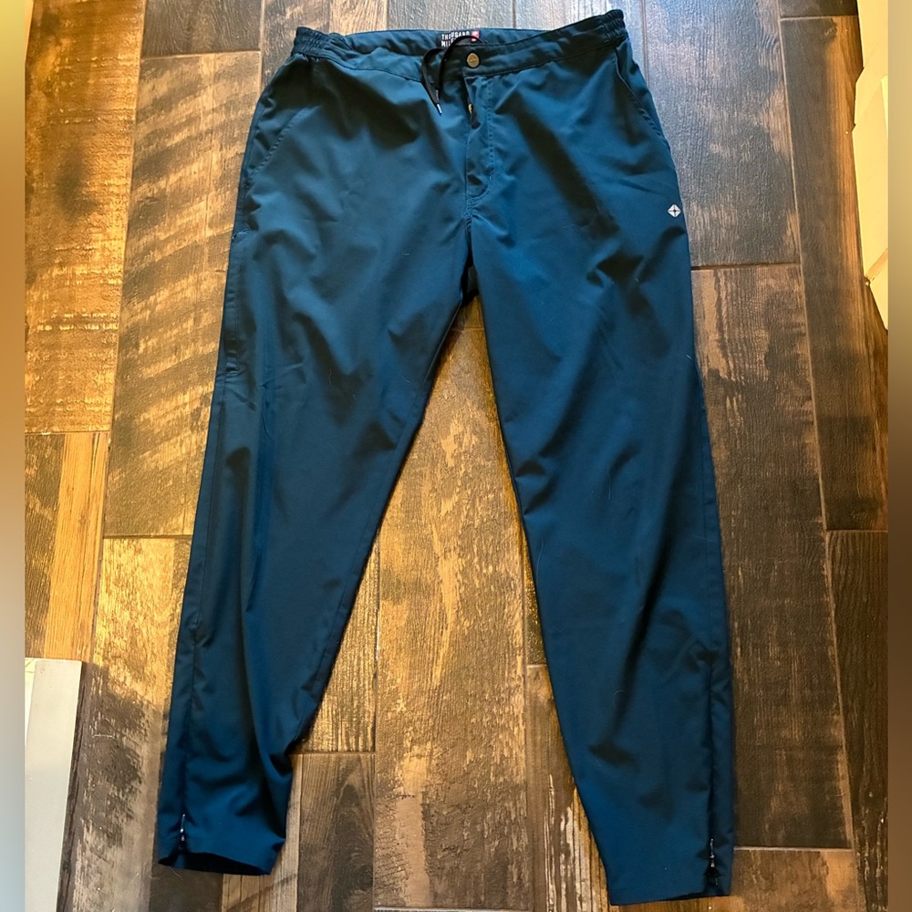 Thousand Miles Omniflex All Day Pants Men’s Size Medium Blue Stretch